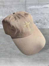 Load image into Gallery viewer, Essential Cross Hat
