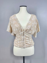 Load image into Gallery viewer, Ivy Floral Top
